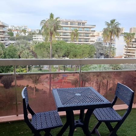 Appartement 2 Pieces Meubles A Juan Les Pins Antibes Exteriér fotografie